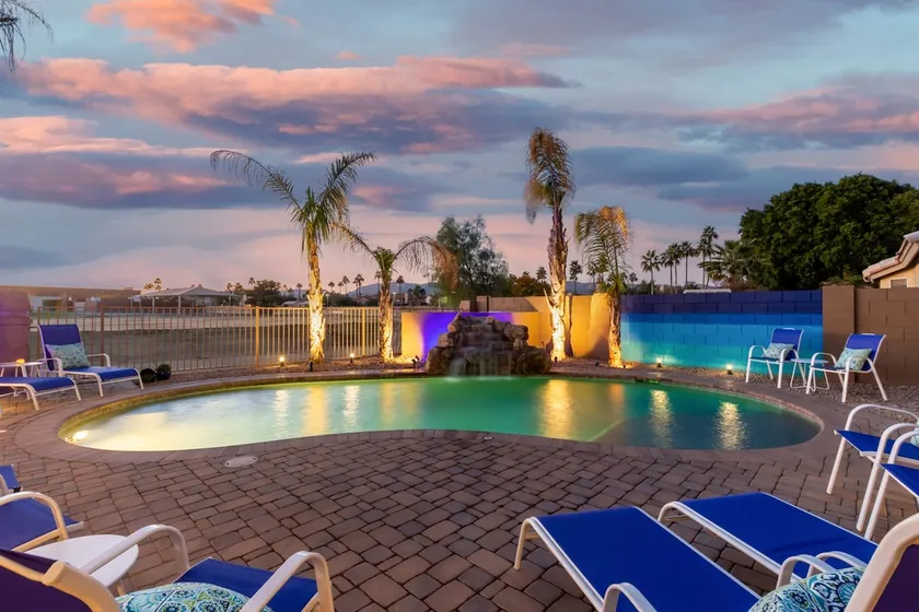 Oasis w Heated Pool & Hot Tub | Grill | King Beds - Image 1