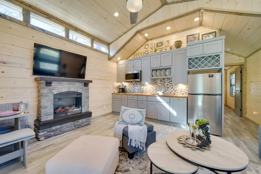 'Sweet Spot' Cabin in Broken Bow w/ Fire Pit! - Image 1