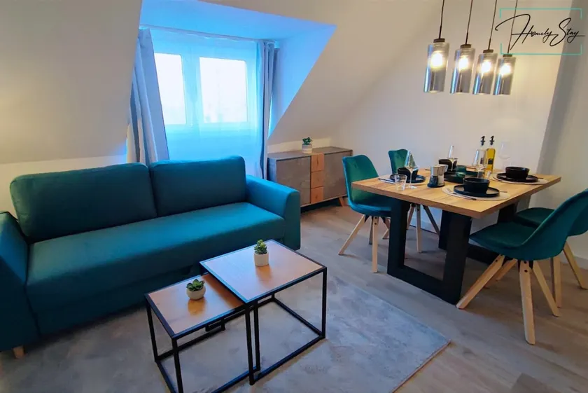 Munich Gateway | Bright Apartment for 6 - Image 1