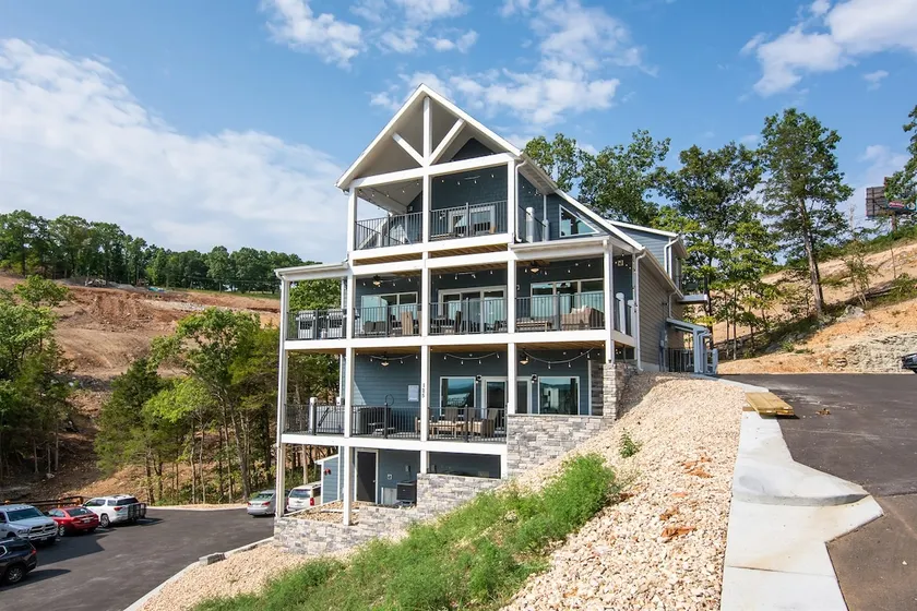 Vackra Lakeview 10 Master Suites / Privat badtunna / utomhus / inomhuspool - Image 1