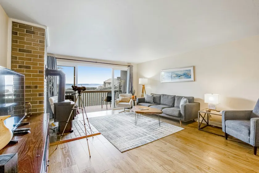 3BR Bayview 1st-Floor | Deck | Pool - Image 1