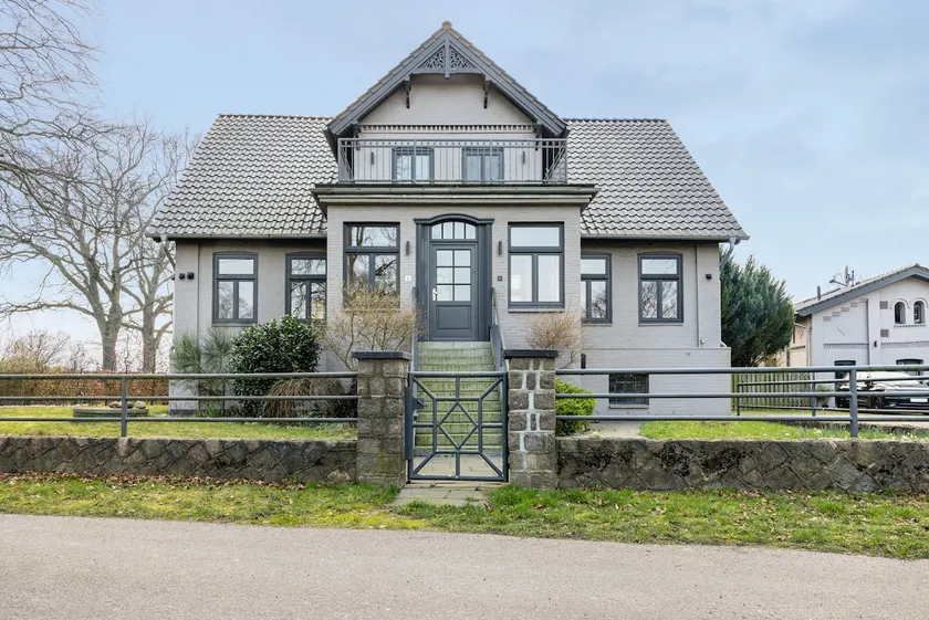 Ferienhaus 'Buchenhof' mit privater Terrasse, privatem Garten und WLAN - Image 1