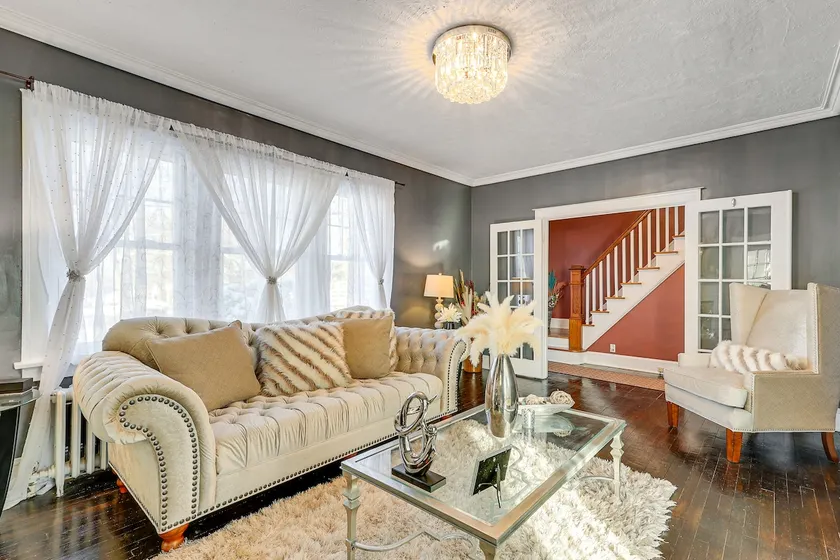 Charming Connecticut Retreat Near Museums & Hiking - Image 1