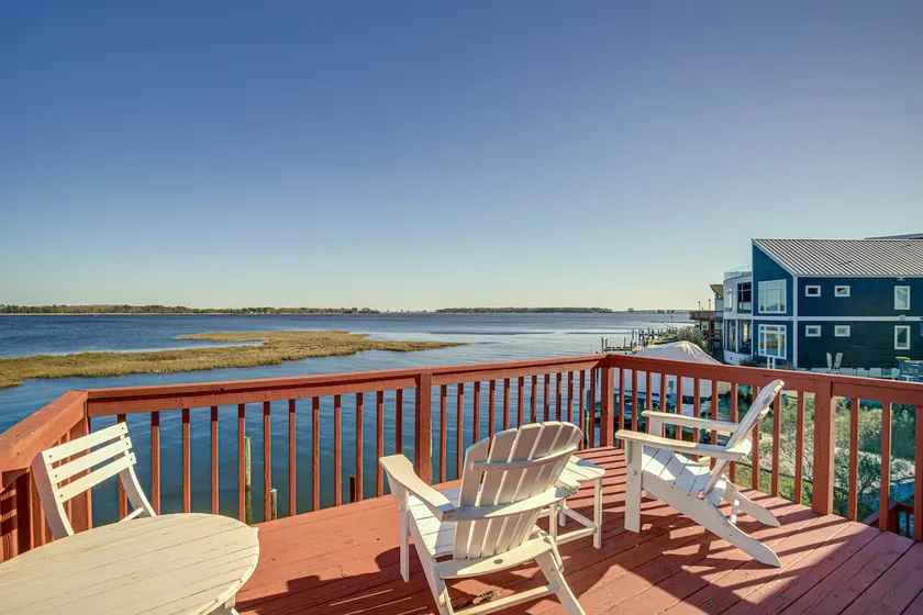 Boat Dock! Waterfront Group Getaway in Ocean Pines - Image 1
