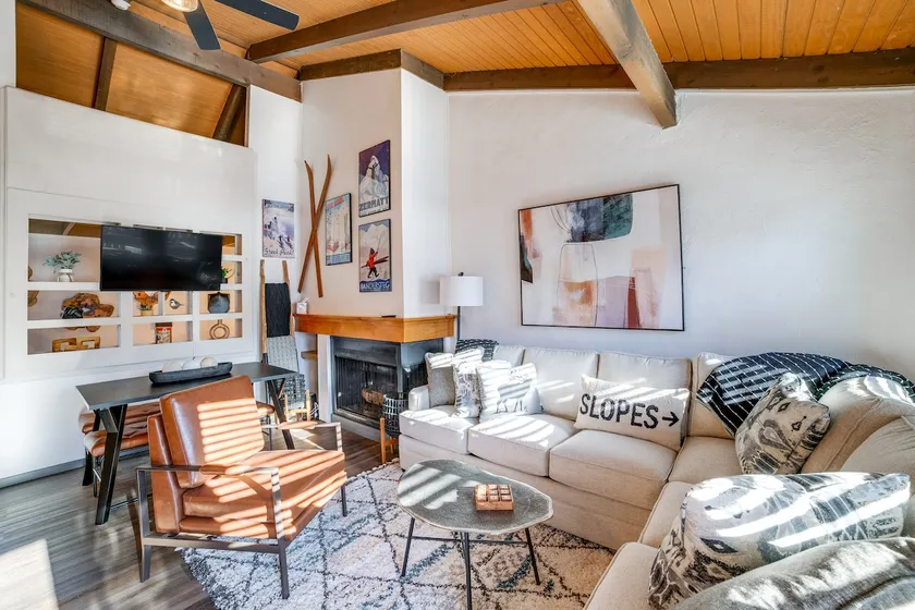 Chic Greek Peak Ski Resort Townhome w/ Balconies! - Image 1