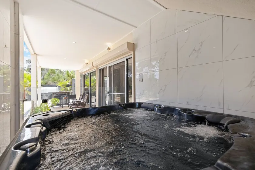 Foreshore Retreat - Image 1