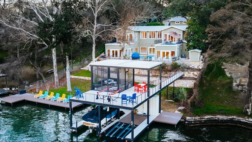 ~Villa Bella Vista~ Luxury on Lake Austin - Image 1