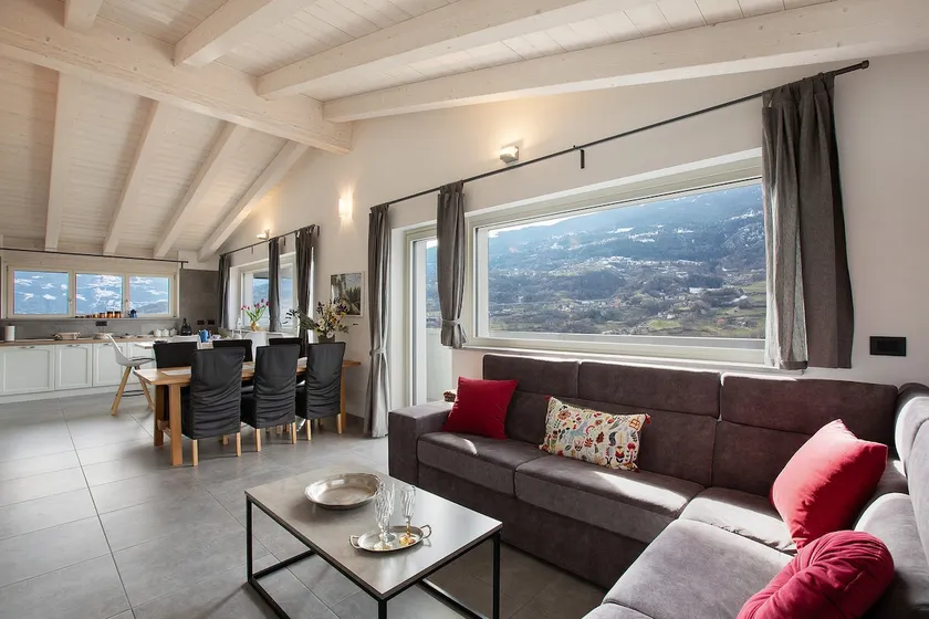 Apartamento 'Residence Soleluna - Loft Sirio' con vistas a la montaña y terraza privada - Image 1
