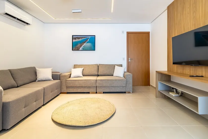 4-Suite Apartment | Spacious | Gourmet Balcony | S - Image 1