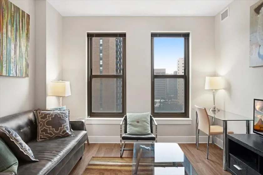 Ample Storage! Bright 1BR near Metro | Fairfax - Image 1