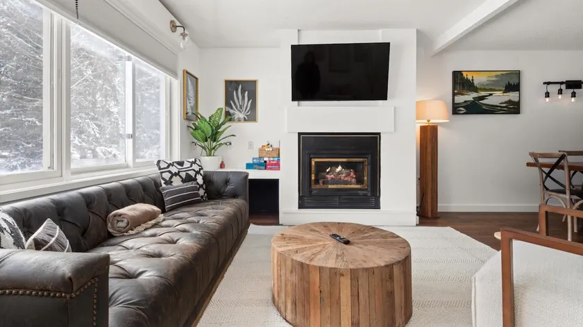 Idyllic 2BR Condo, Centrally Located Quiet Retreat - Image 1