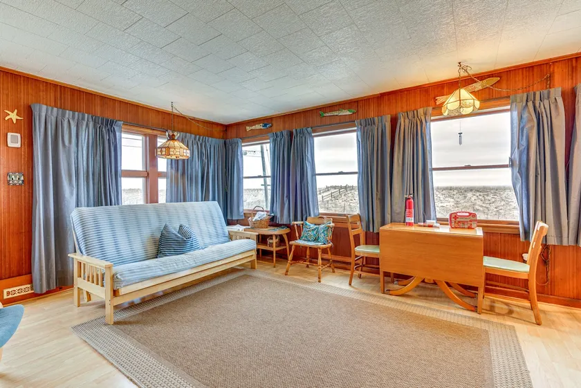 Beachfront Lavallette Home - 2 Mi to Casino Pier! - Image 1