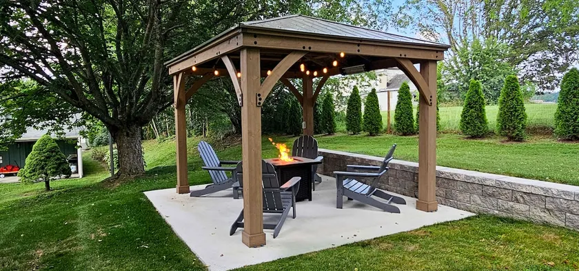 Spacious 4BR House near VT and Downtown w/ Gazebo - Image 1