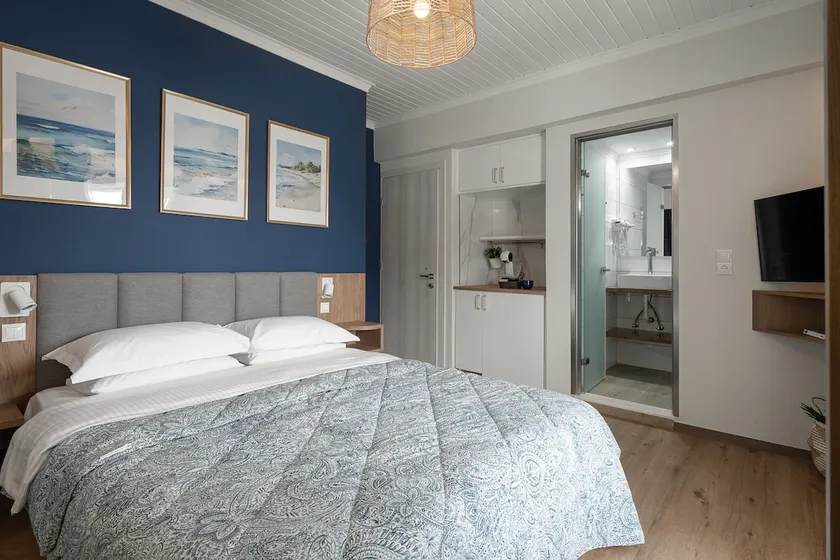 11 - Double Studios With Sea View - Image 1