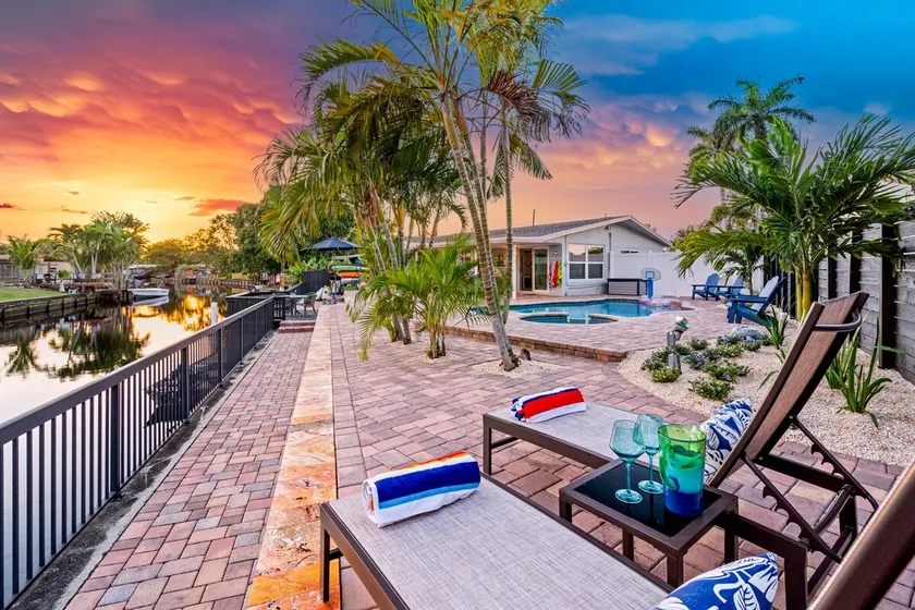 Waterfront*HeatedPool+SPA*Kayak/Boards*Bbq - Image 1
