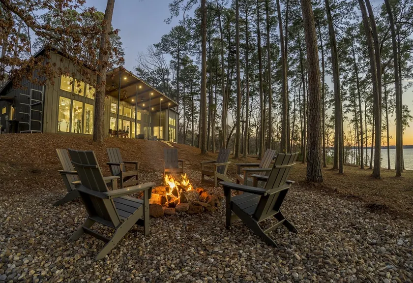 Lakefront Summer Escape on 10 Private Acres - Image 1