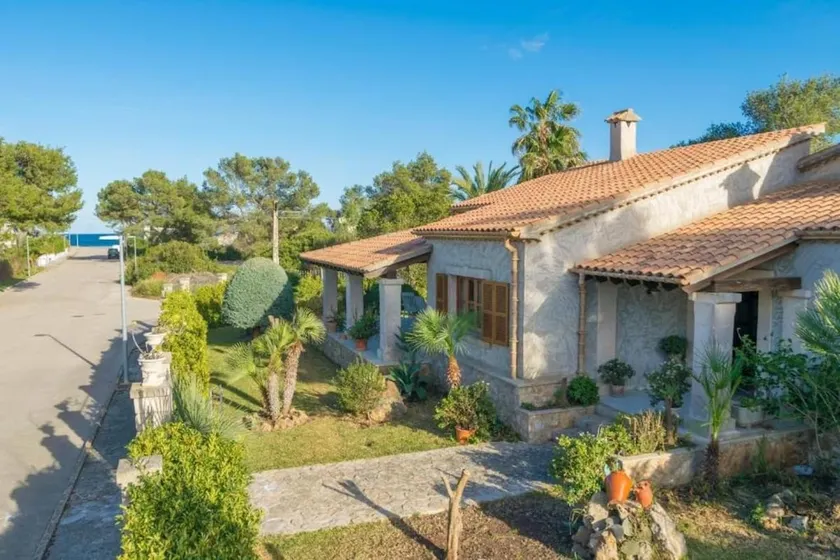 Villa Port Ginebro - Image 1