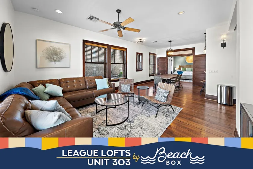 Chic Modern Apartment in Downtown Galveston - Image 1