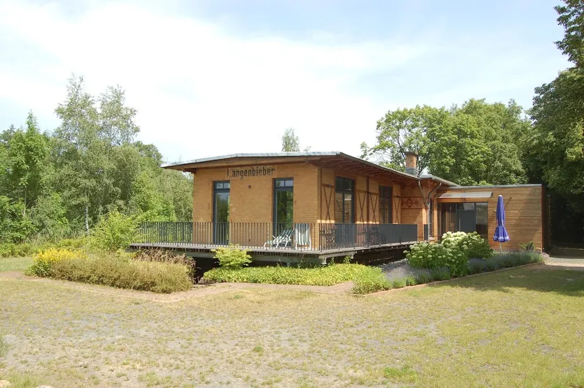 Langenbieber train station with 200 sqm - Image 1