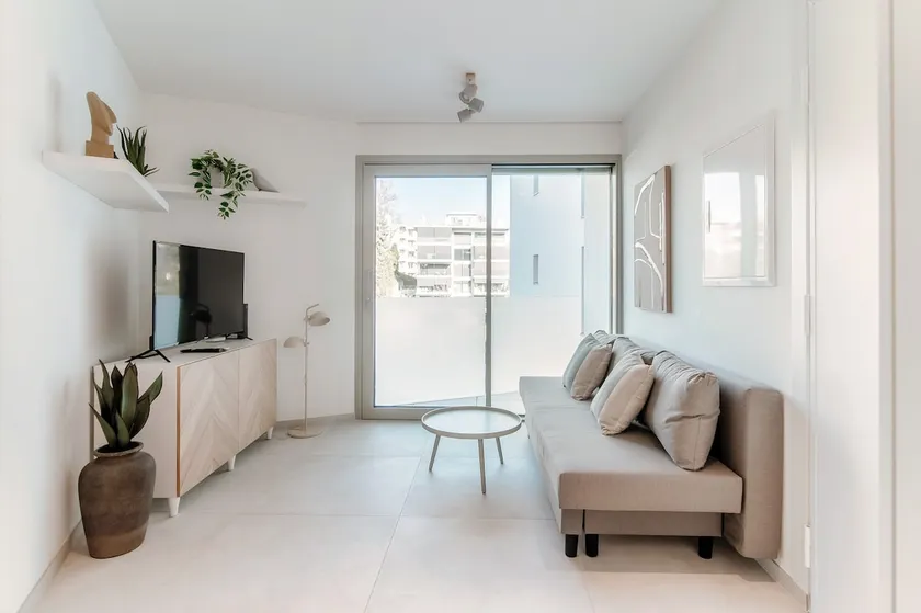 Kristall 9 by Quokka 360 - Stylish Modern Apartment with Balcony in Lugano - Image 1