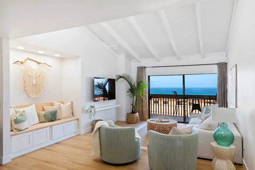 Boho Solana Beach Stunner - Image 1