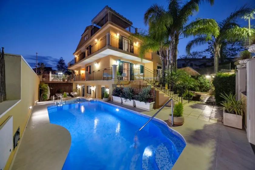 Villa 'Magda' avec piscine privée, Wi-Fi et climatisation - Image 1