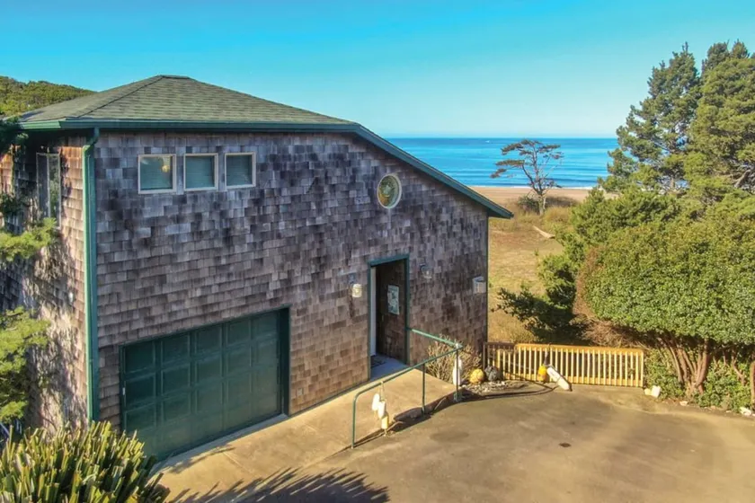 Ocean View|Beach Access|Privacy|Hot Tub|Ping-Pong - Image 1