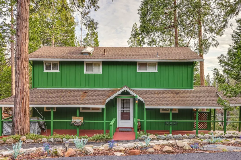 Cozy Mi-wuk Village Cabin: 18 Mi to Dodge Ridge! - Image 1