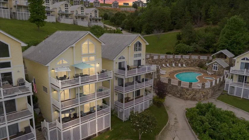 Dream Villa-Waterfront -Amazing Views-Norris Lake! - Image 1