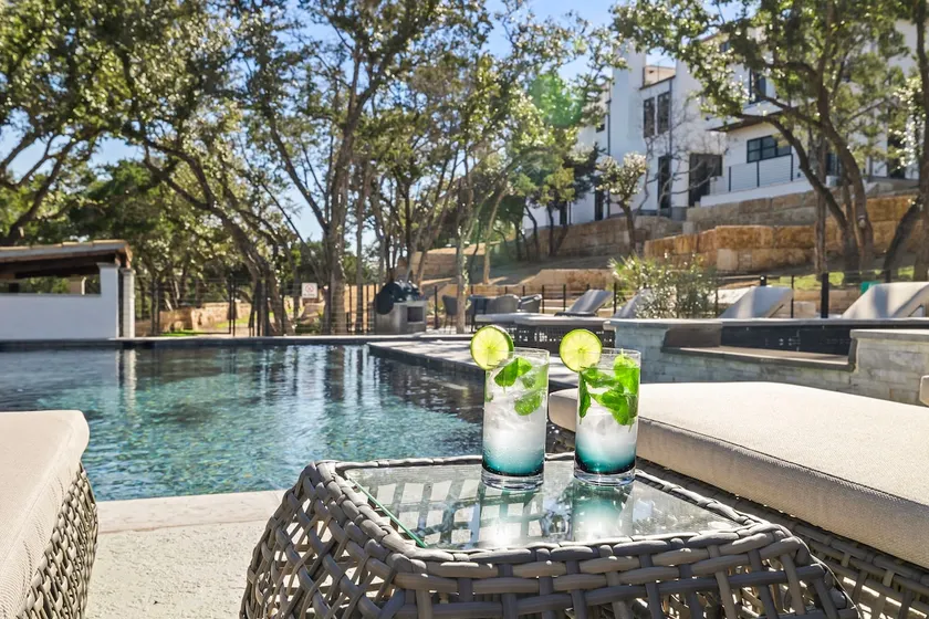 Villa 2 | 2BR | Firepit | Pool | Hot tub |Cornhole - Image 1
