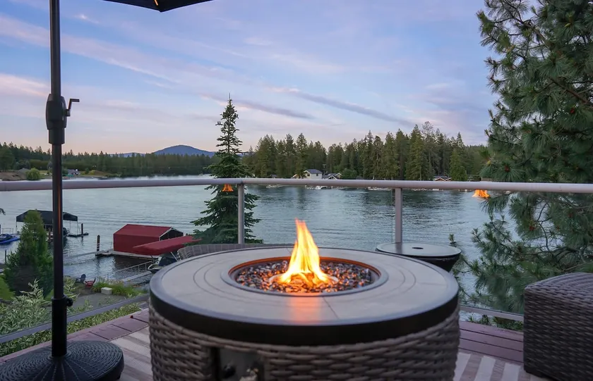 Riverside Harbor House | Luxury Riverfront | Dock - Image 1