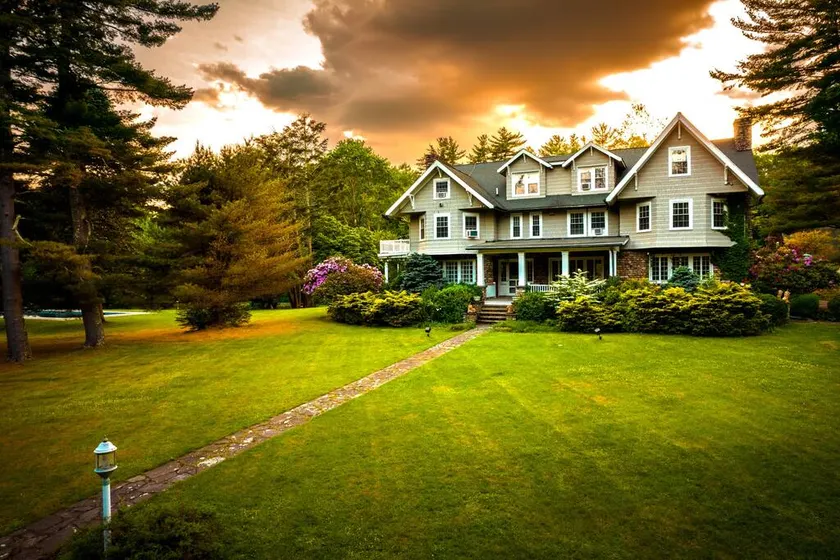 Green Gables Estate -Retreat & Events (sleeps 34) - Image 1