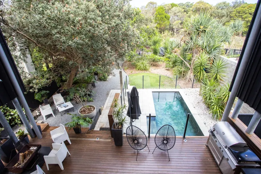 Casuarina Beachfront - Direct Access To The Beach! - Image 1