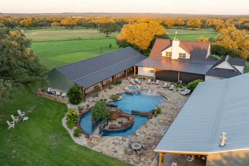 Bent Oak Highland Ranch and Concierge Services - Image 1