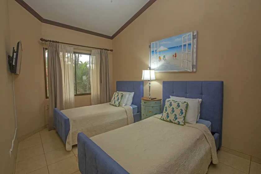 El Coco with pool for family close to the beach - Image 1