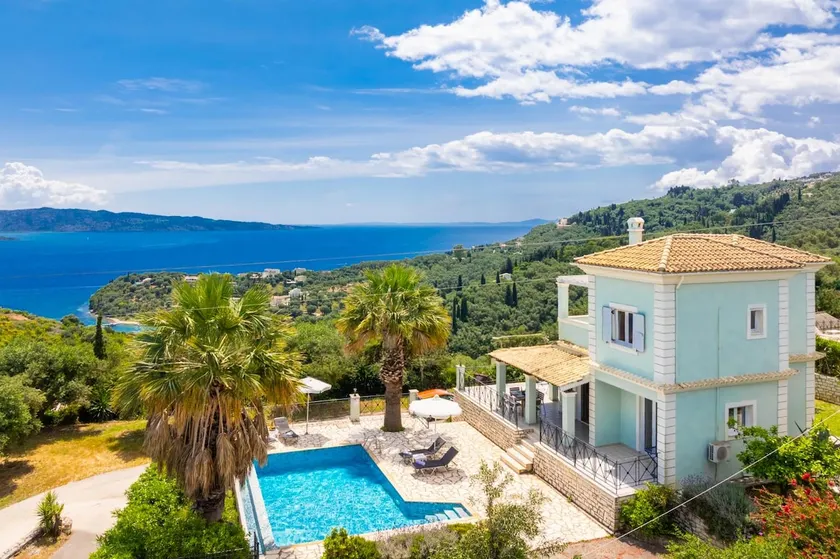 Villa Eleni Agios Stephanos - Image 1