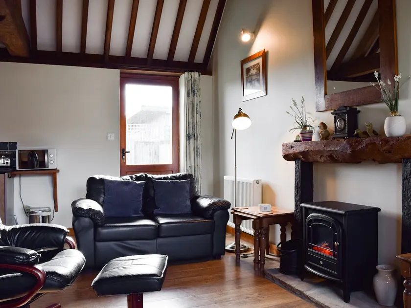 Byre Cottage - Meadowbrook Farm - Image 1