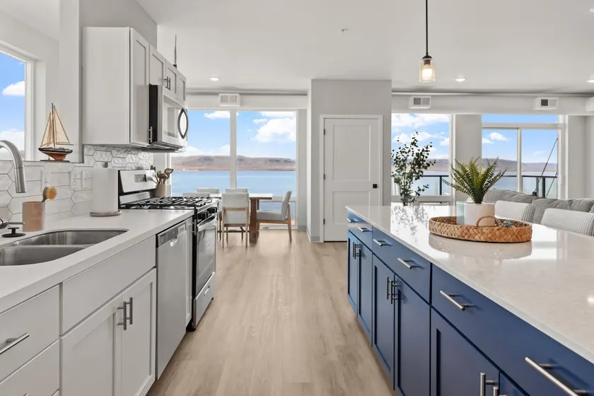 Great River Flats Suite 201 - Image 1