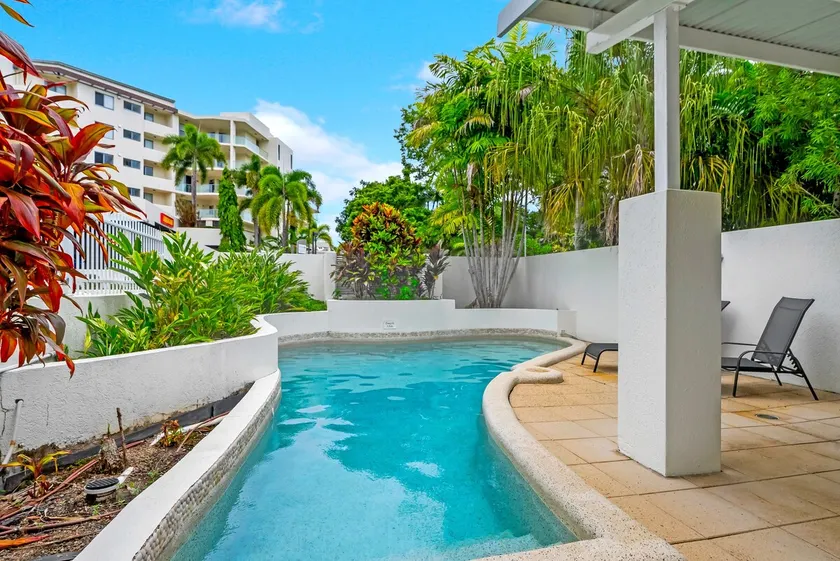 Trinity Beach Retreat with Pool and Scenic Views - Image 1