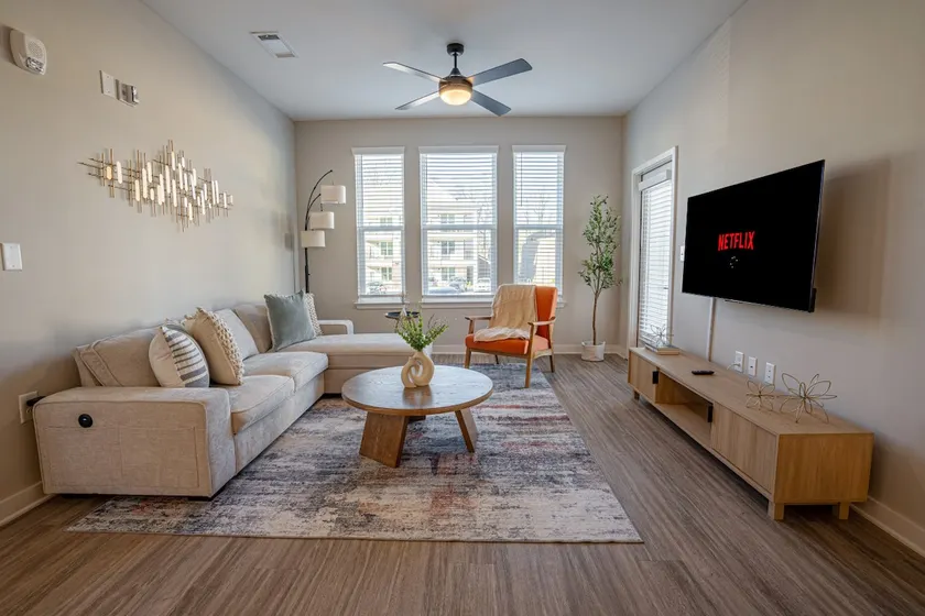 Elegant, Spacious Apt | Pool | Long Stays - Image 1