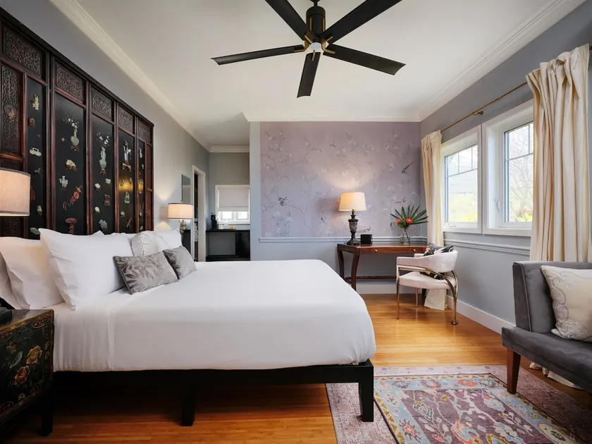 Hinano Suite | Historic Maui Hideaway - Image 1