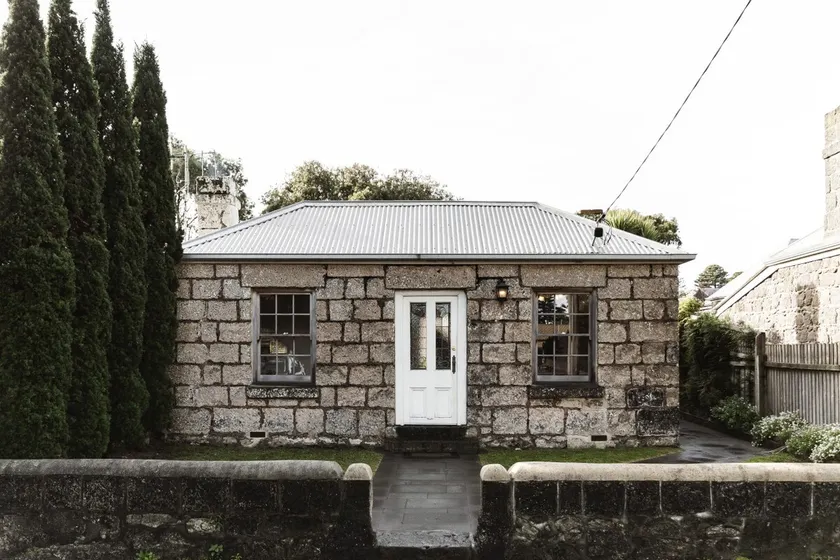 Historic 1850s Magnetic Cottage - Image 1