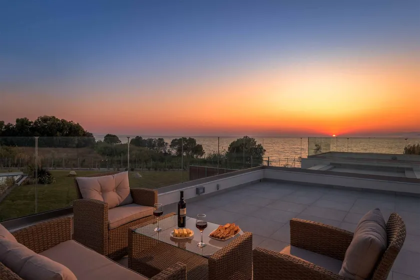 Villa Panaxia Akte - Image 1