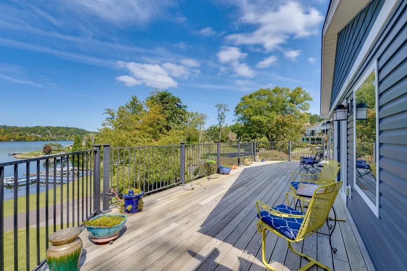 Radford Home w/ Wraparound Deck! - Image 1