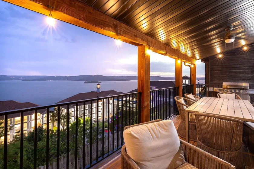 Outdoor/ Indoor Pool, Private Hot tub, Game Room - Image 1