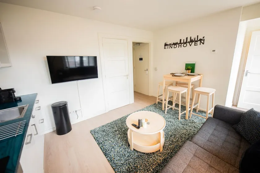 Peaceful 2 Bedroom Apartment - TS307B - Image 1