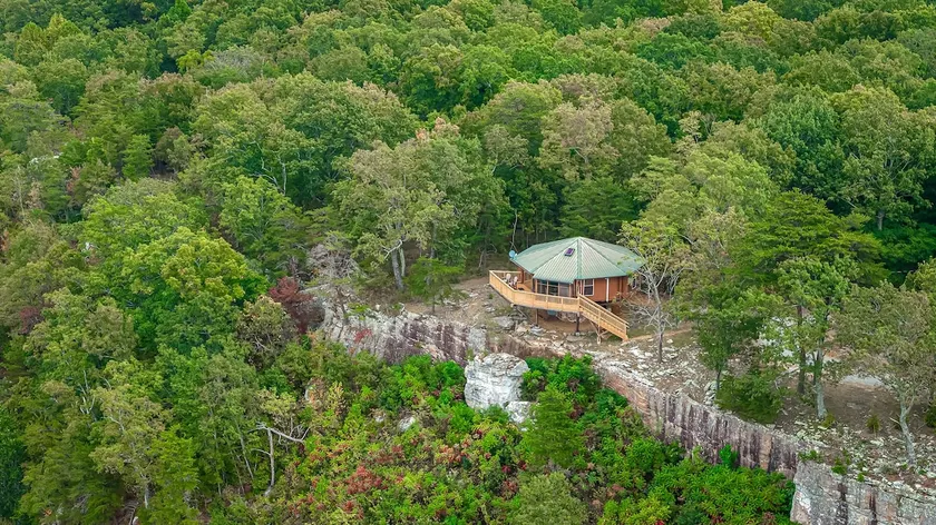 L’Amour Rock-one of a kind stay on the edge - Image 1