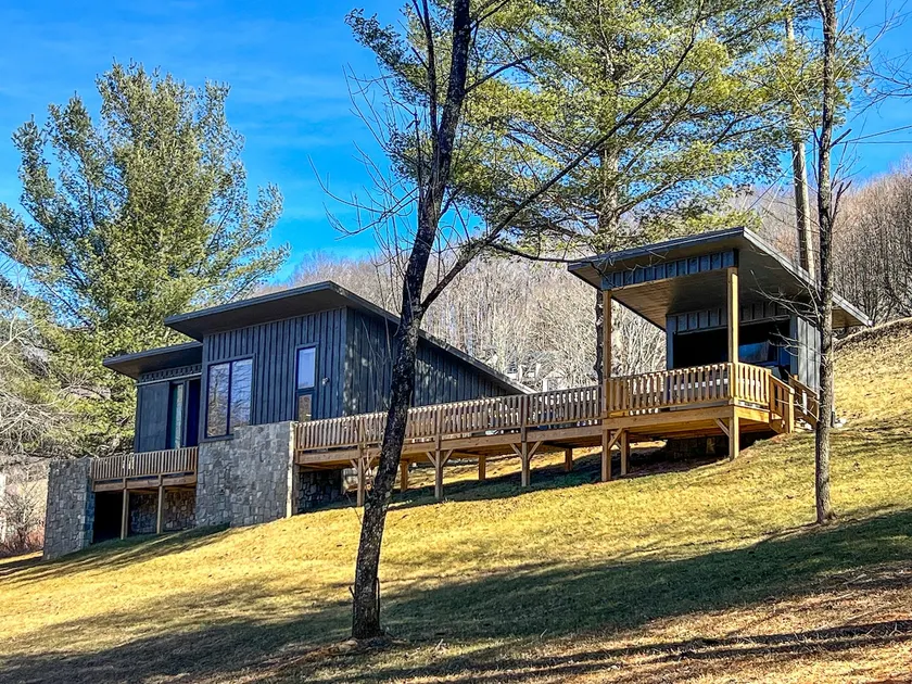 Beat the Heat Head to the Mountains 2br2ba Whot T - Image 1