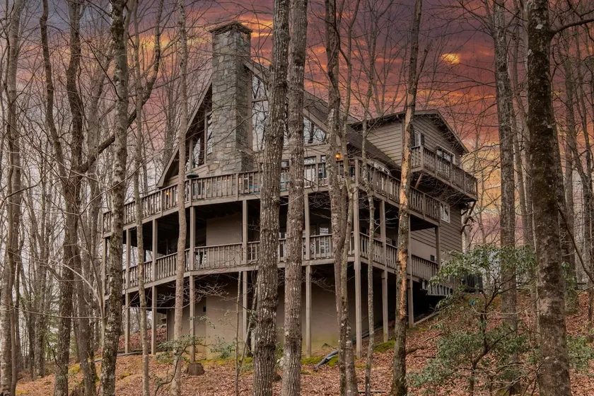 Moondust Lodge - Powder Horn Mountain - Image 1