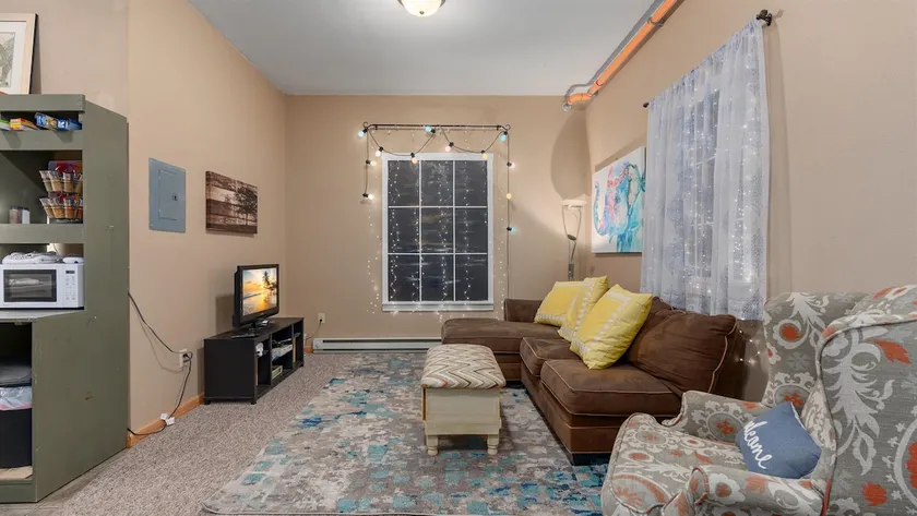 2BR Condo Near Lake Pepin - Fun & Quirky - Eclipse - Image 1